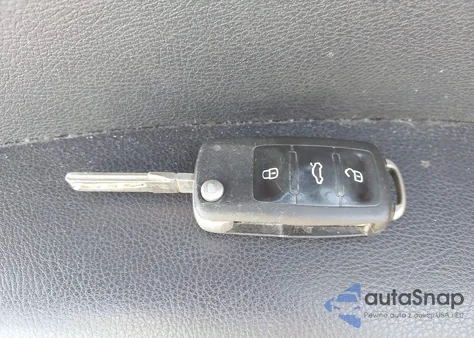 2012 Volkswagen Passat 2.5L S из США, поврежденный, VIN 1VWAP7A35CC035327